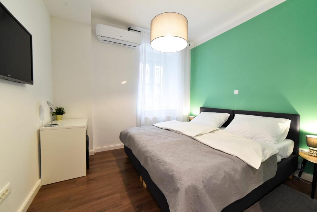 Moin Moin Double Bedroom Suite, Town Centre 萨格勒布 外观 照片