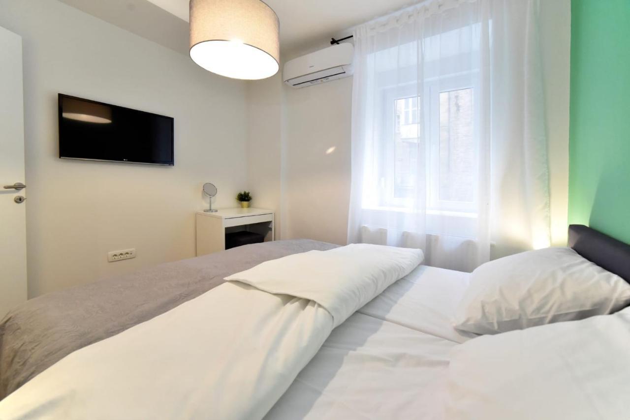 Moin Moin Double Bedroom Suite, Town Centre 萨格勒布 外观 照片